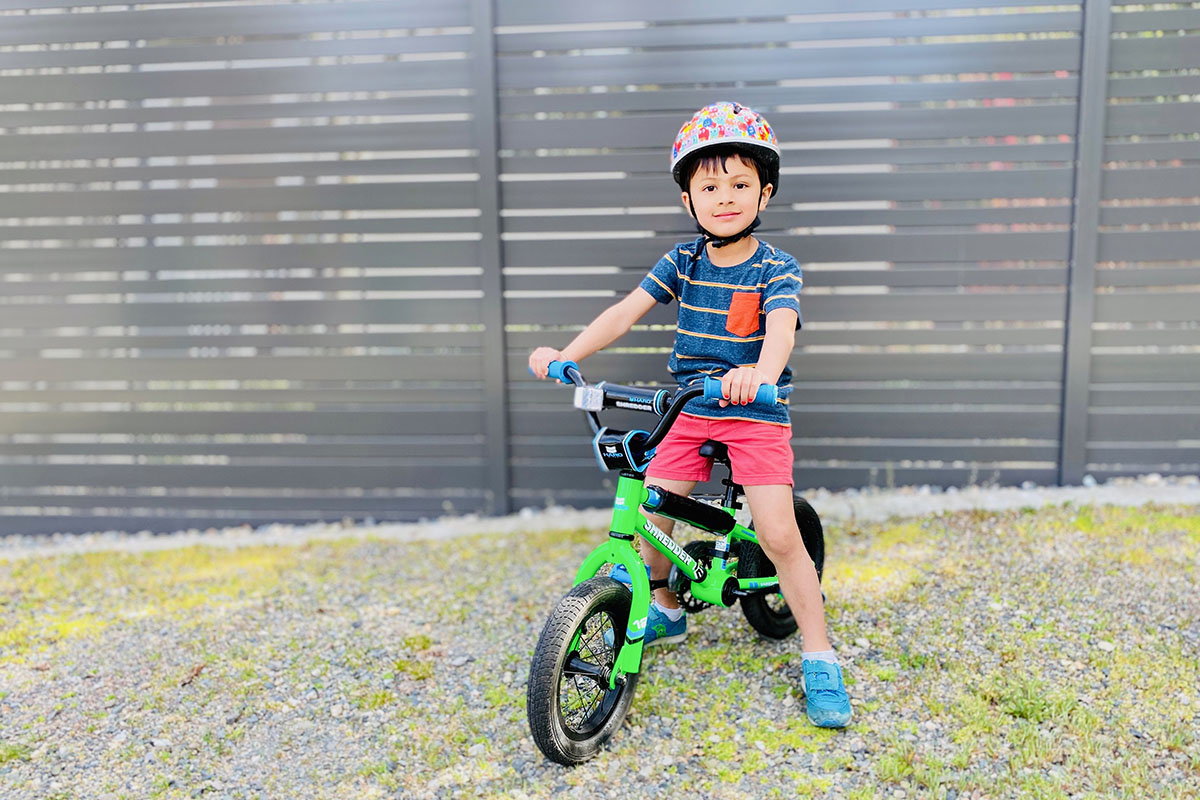 Kids' bike (standing)
